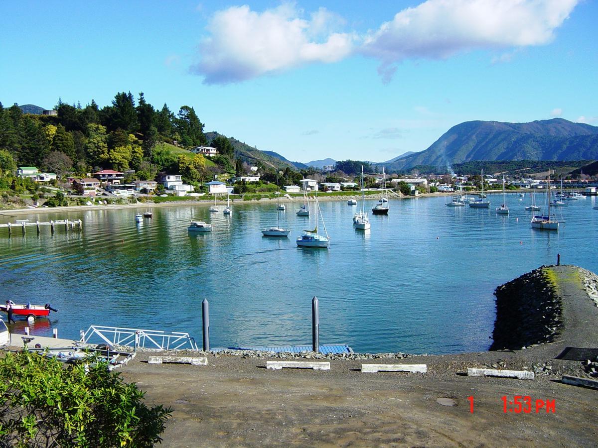 Beachside Sunnyvale Motel Picton Exterior foto